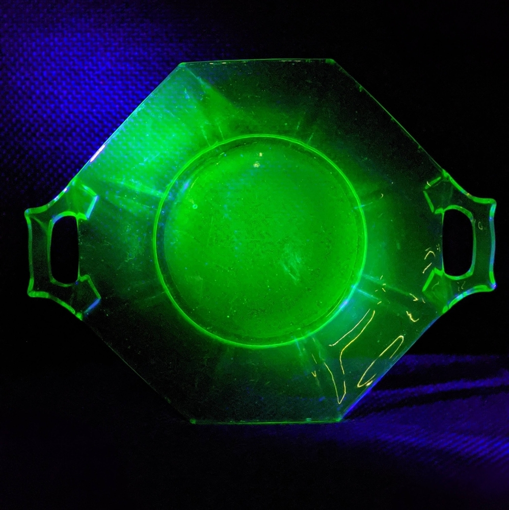 Vintage Imperial Green Depression Uranium Plate